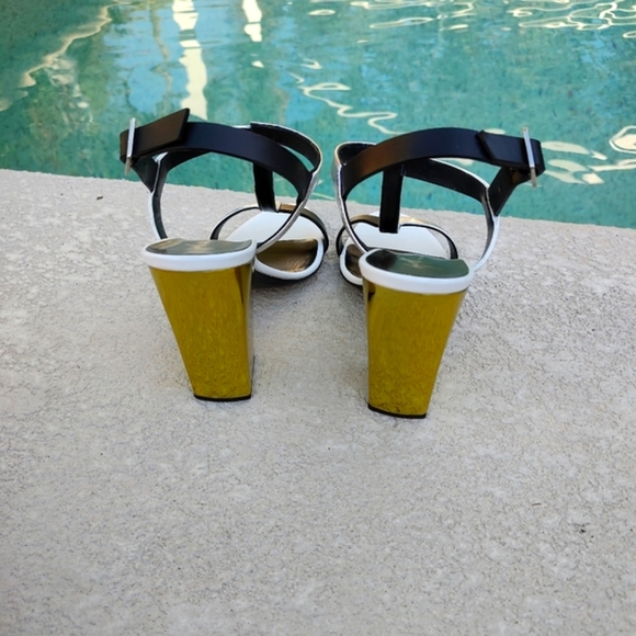 Giuseppe Zanotti Design gold mirrored high heel shoe - Picture 7 of 12